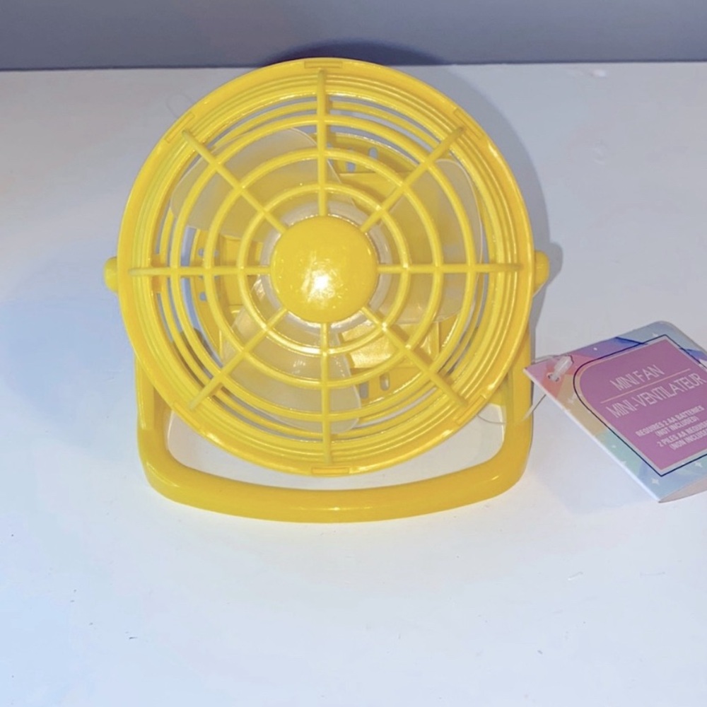 3/$15 Yellow Mini Fan